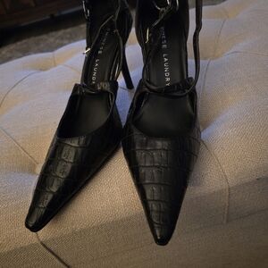 Chinese Laundry Black Faux Croc-Patterned Heels 9M